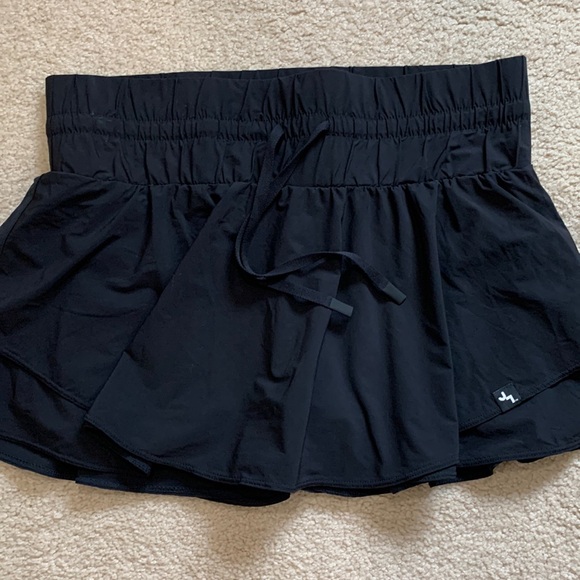 JoyLab Black Women's Skirt with Shorts - Picture 1 of 7